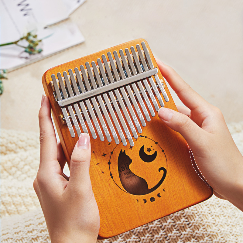17 Keys Kalimba Gradient Color - огляд і ціна A Musical Instrument With Keys